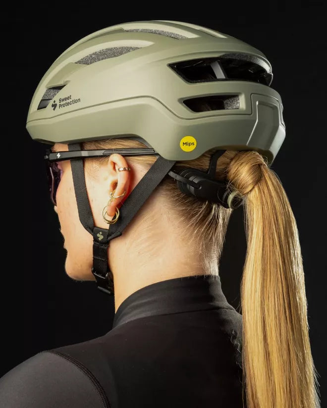 Pony-tail Compatible