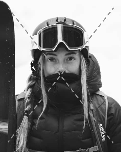 Avoid resting the goggle on your forehead, hat or helmet